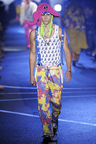 John Galliano / - 2009